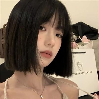 玛丽莲有深黑之眸